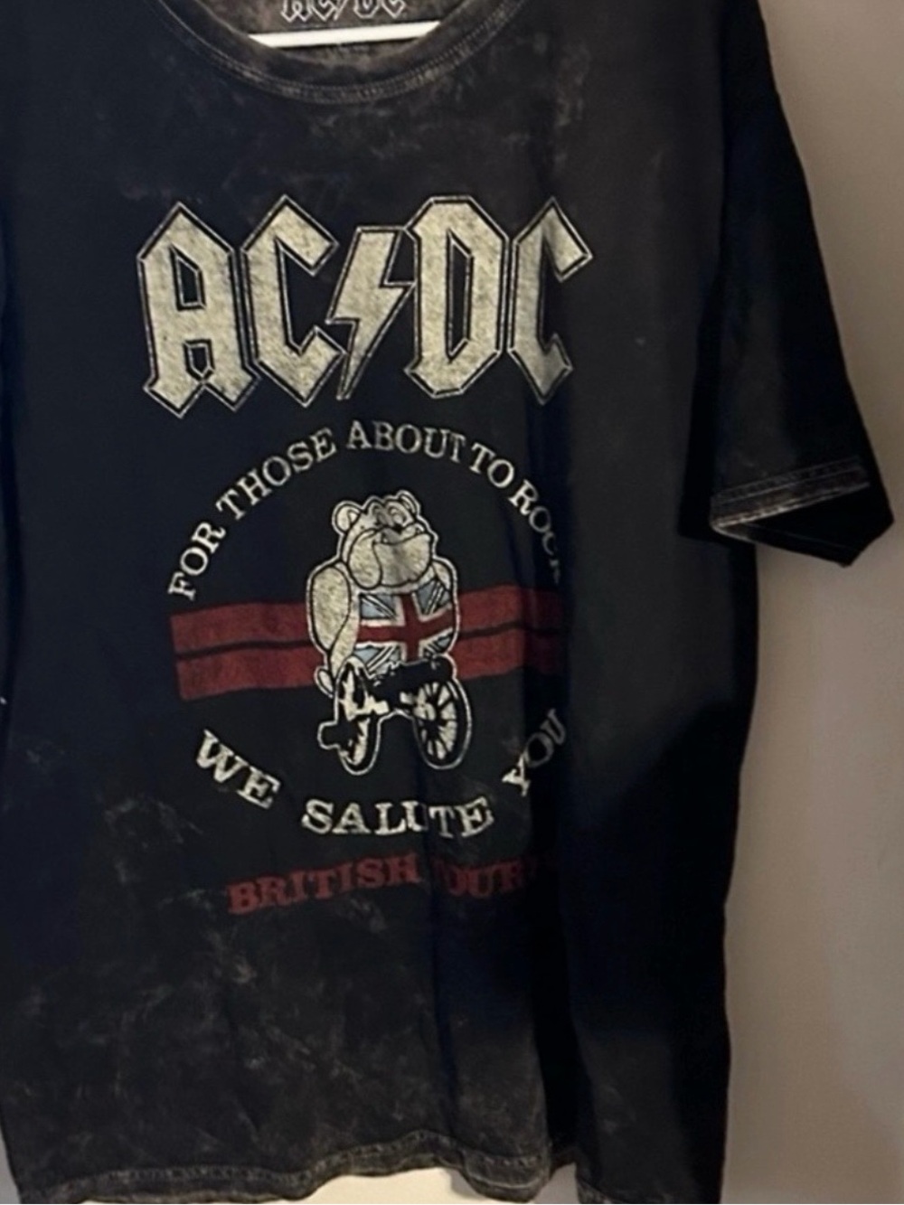 AC/DC Men’s Size Large Black Graphic Band Tee - British Tour Design